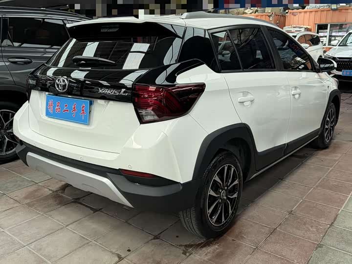 Toyota Yaris L Hatchback, 2022 — фото 6 из 9