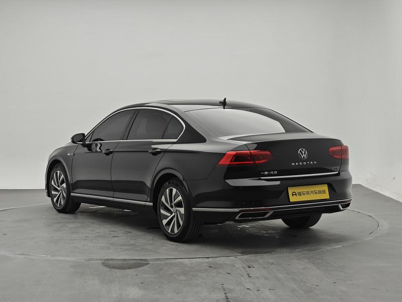 Volkswagen Magotan GTE Hybrid, 2023 — фото 5 из 12