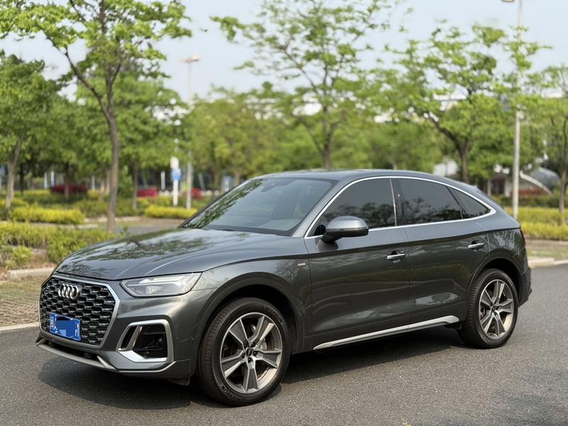 Audi Q5L Sportback, 2022 — купить в Перми под ключ