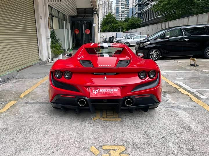 Ferrari F8, 2022 — фото 9 из 9