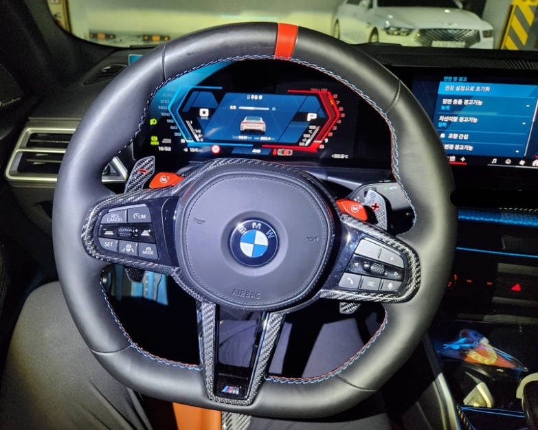 BMW M4, 2024 — фото 8 из 11