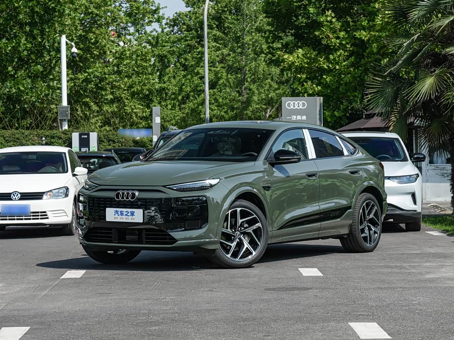 Audi Q6L e-tron Sportback, 2026 — купить в Перми под ключ