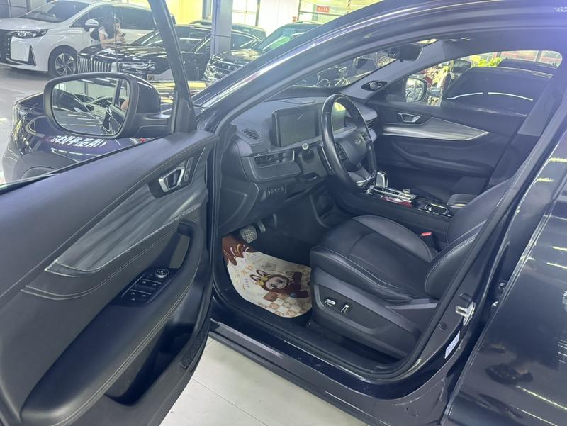 Chery Tiggo 8 Plus, 2022 — фото 8 из 12