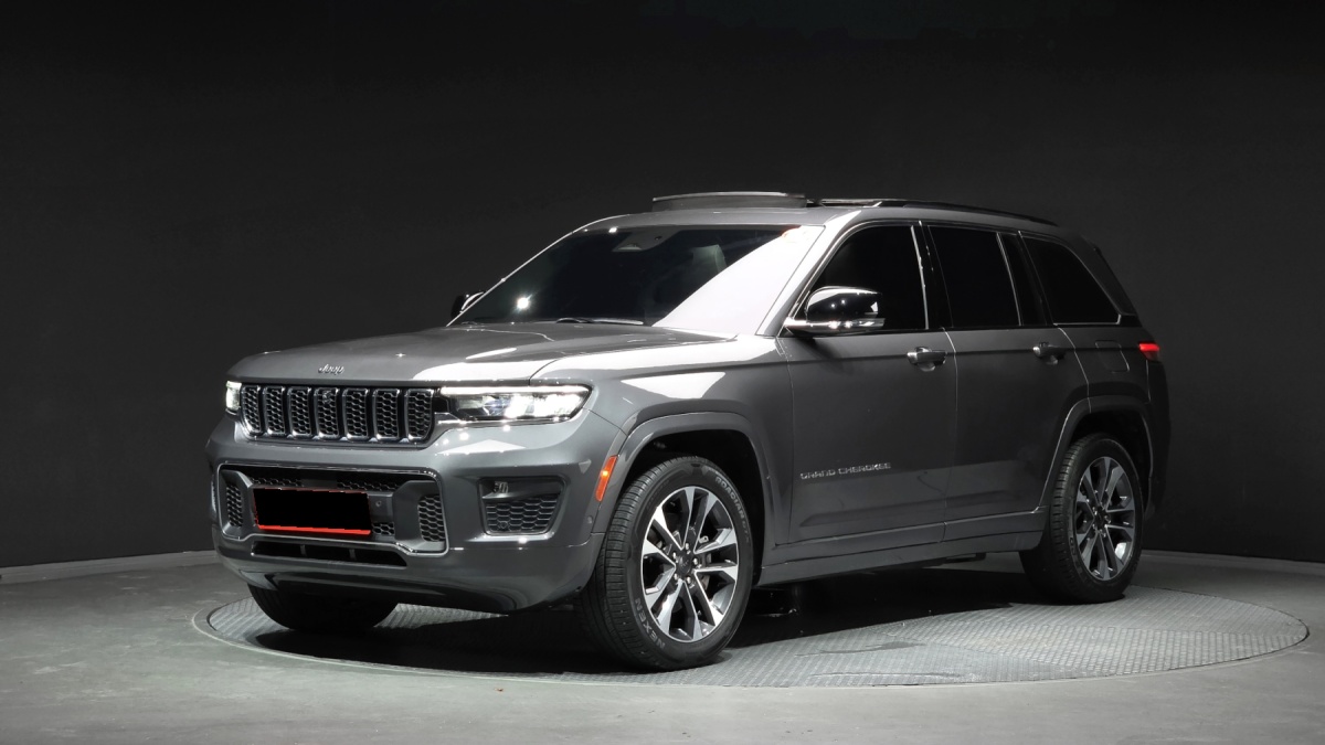 Jeep Cherokee, 2023 — купить в Уфе под ключ