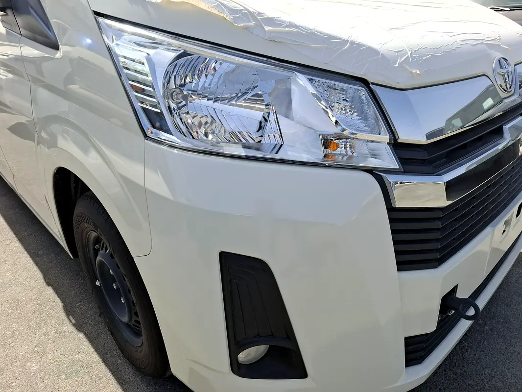 Toyota Hiace, 2026 — фото 7 из 10