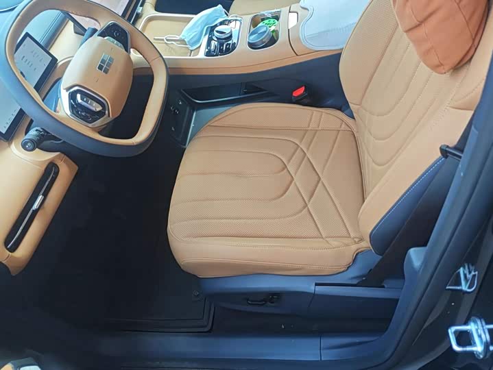 Geely Galaxy Starship 7, 2025 — фото 9 из 9
