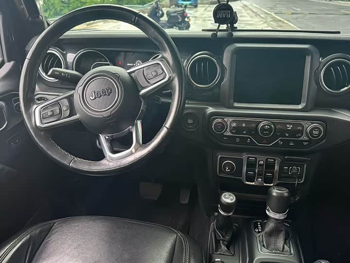 Jeep Wrangler, 2022 — фото 6 из 9