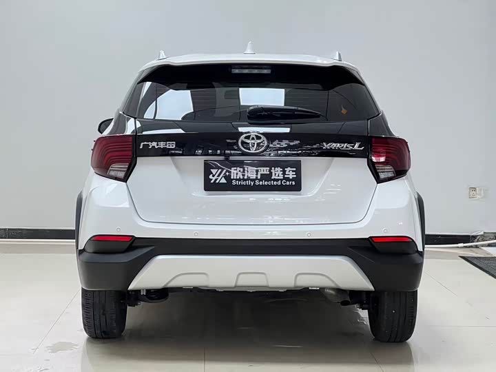 Toyota Yaris L Hatchback, 2022 — фото 5 из 9