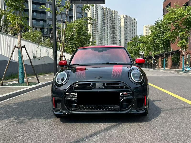 Mini Mini JCW, 2025 — фото 2 из 10