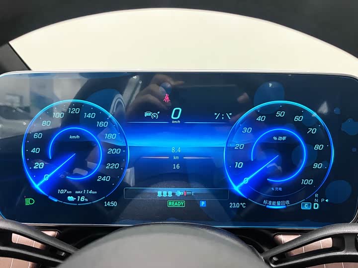 Mercedes-Benz EQE, 2025 — фото 6 из 9