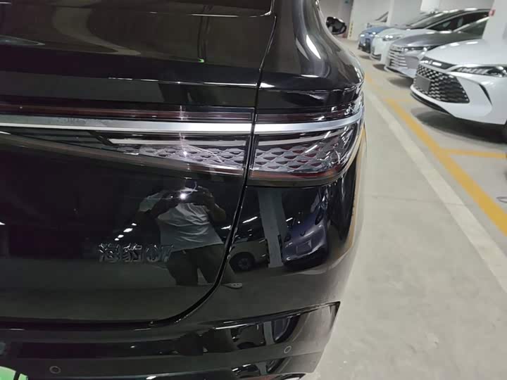 BYD Seal 07 DM-i Hybrid, 2025 — фото 8 из 9