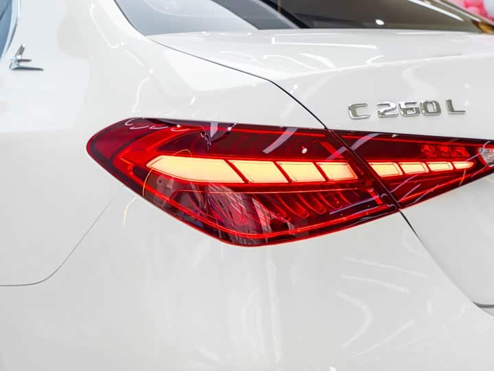 Mercedes-Benz C-Class, 2025 — фото 9 из 9