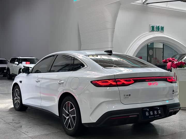 BYD Qin L, 2025 — фото 4 из 9