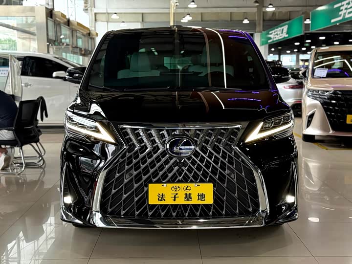 Lexus LM, 2022 — фото 2 из 9