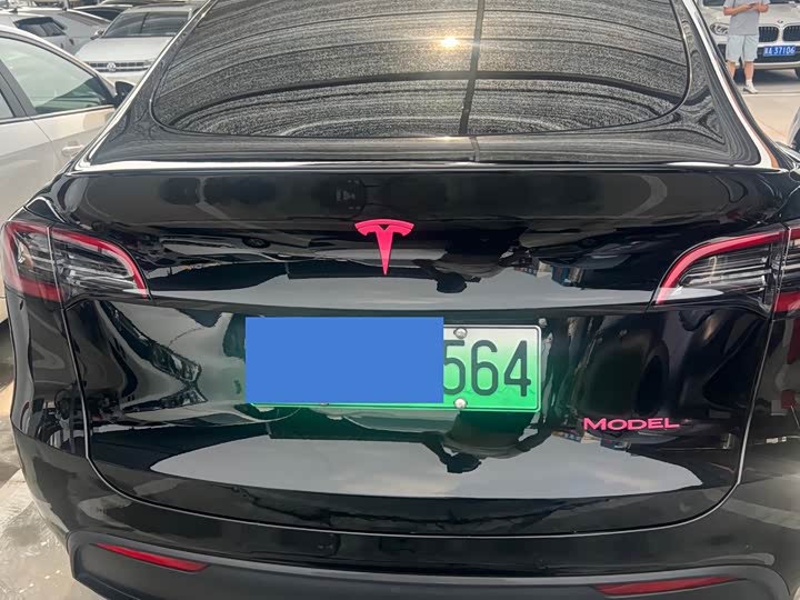 Tesla Model Y, 2023 — фото 5 из 9