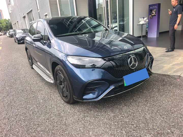 Mercedes-Benz EQE SUV, 2024 — фото 3 из 9
