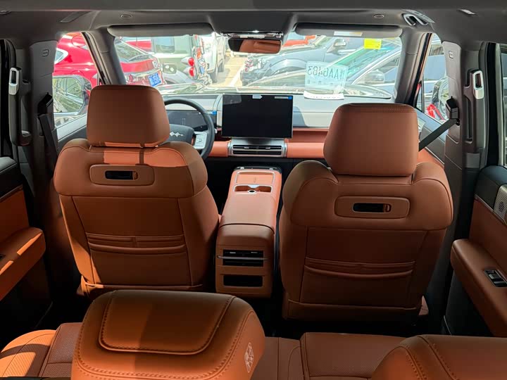 BYD FangChengBao Titanium 7 (Tai 7), 2026 — фото 4 из 9