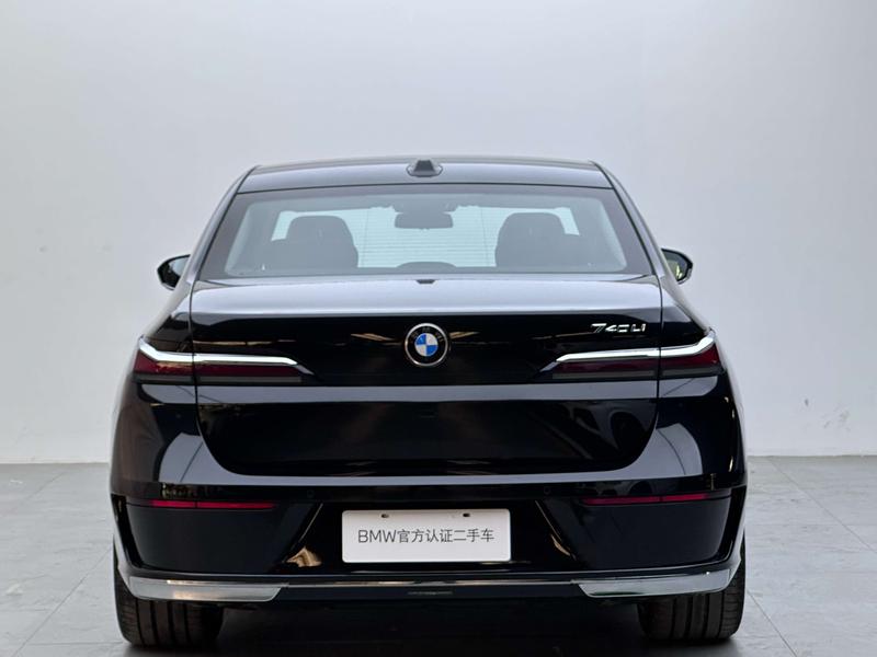 BMW 7 Series, 2025 — фото 4 из 12