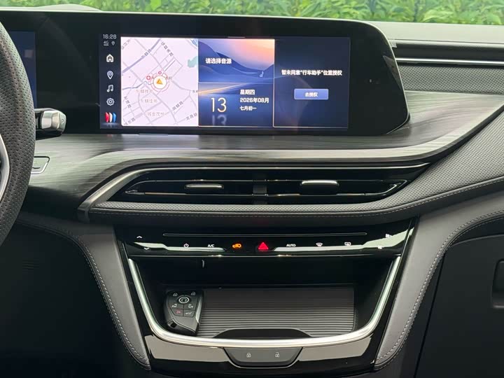 Buick GL8 Hybrid, 2025 — фото 9 из 9