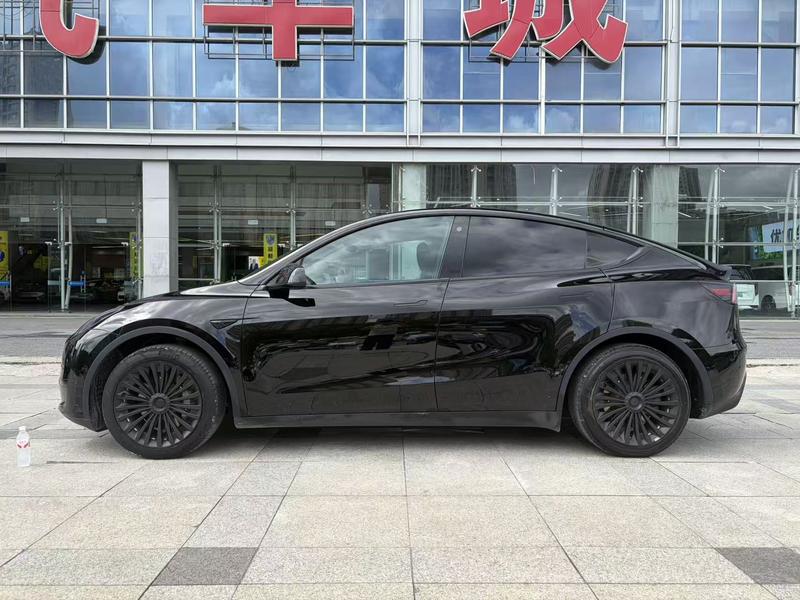 Tesla Model Y, 2022 — фото 4 из 12