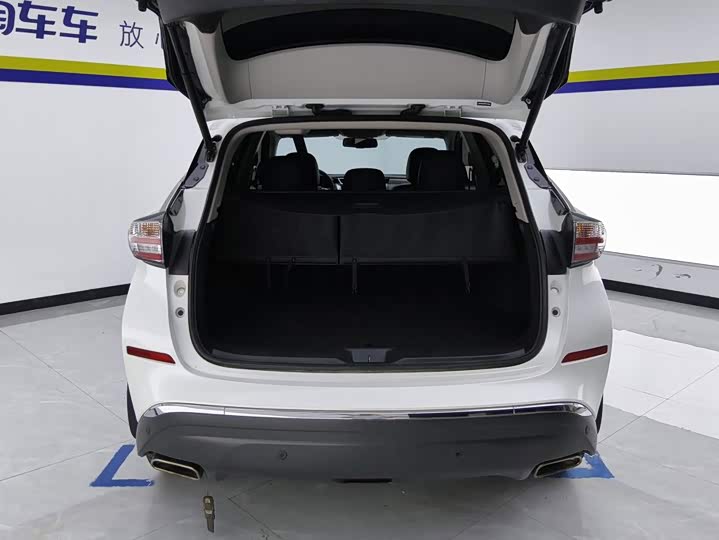 Nissan Murano, 2023 — фото 4 из 9