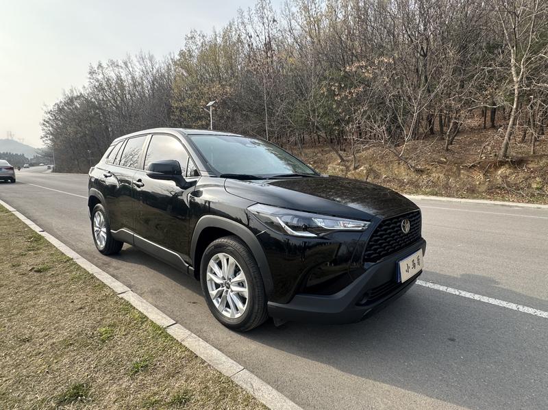 Toyota Corolla Cross, 2024 — фото 3 из 9