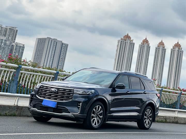 Ford Explorer, 2022 — купить в Кирове под ключ