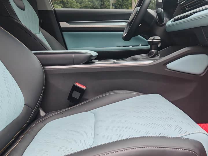 Geely Emgrand L, 2022 — фото 6 из 9
