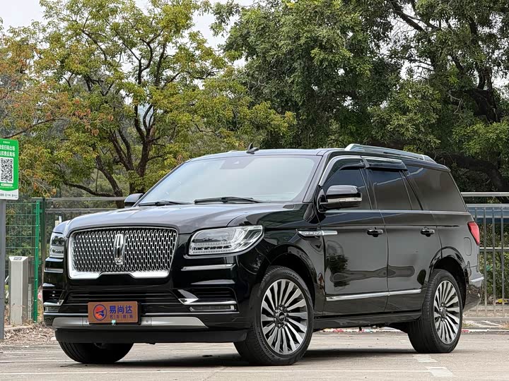 Lincoln Navigator, 2021 — фото 2 из 9
