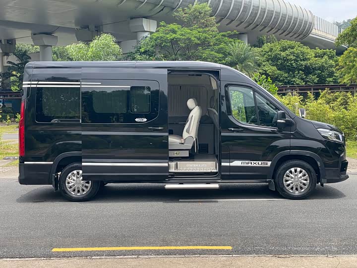 Maxus V90, 2022 — фото 7 из 9