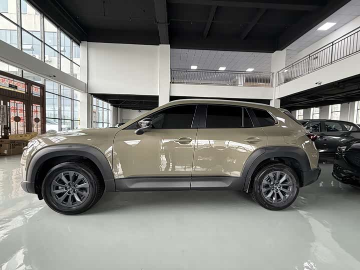Mazda CX-50, 2023 — фото 3 из 9