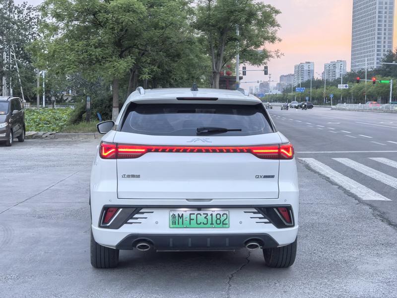 JAC QX Hybrid, 2023 — фото 5 из 11