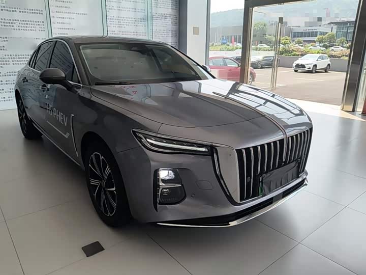 Hongqi H5 Hybrid, 2025 — фото 4 из 9