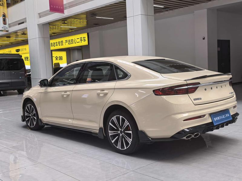 Geely Preface, 2024 — фото 4 из 12