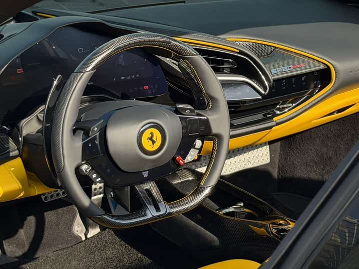 Ferrari SF90, 2023 — фото 9 из 9