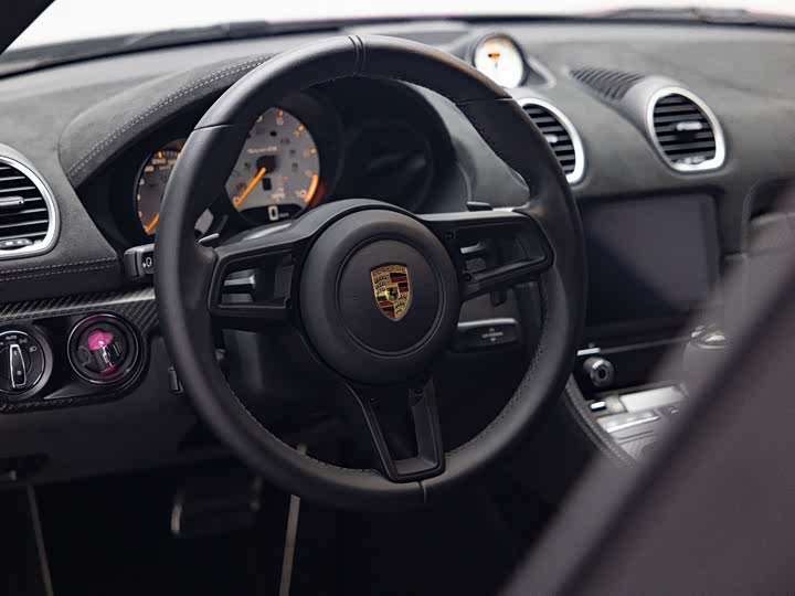 Porsche 718, 2025 — фото 7 из 9