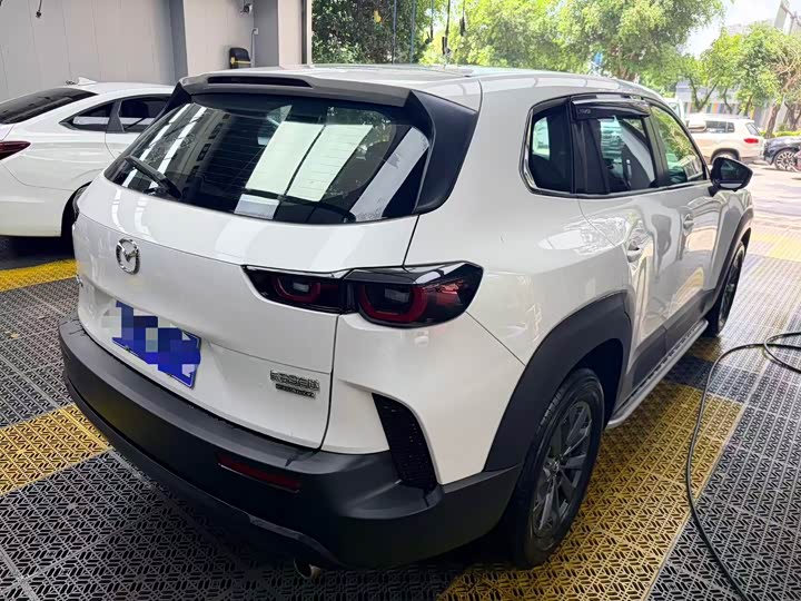 Mazda CX-50, 2023 — фото 4 из 9