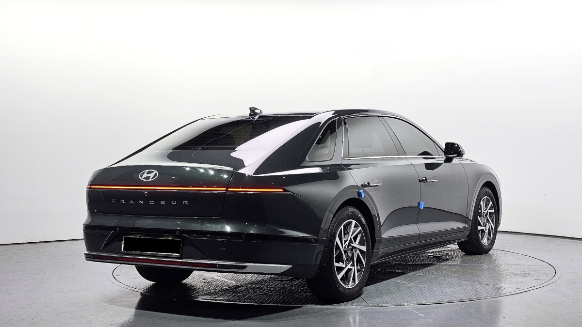 Hyundai Grandeur, 2023 — фото 2 из 12