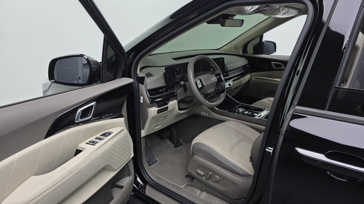 Kia Carnival, 2025 — фото 10 из 12