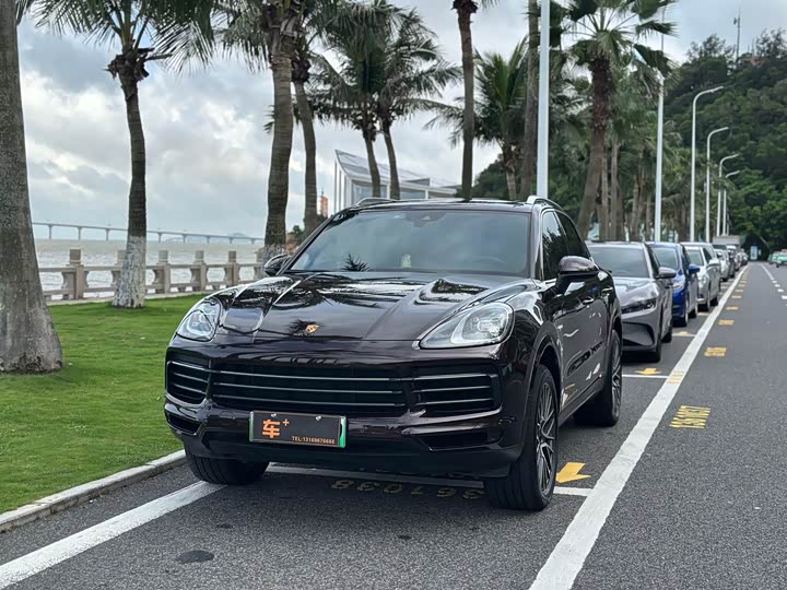Porsche Cayenne Hybrid, 2022 — купить в Самаре под ключ