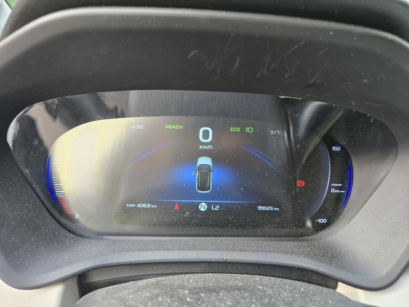 Geely Geometry EX3, 2022 — фото 6 из 12