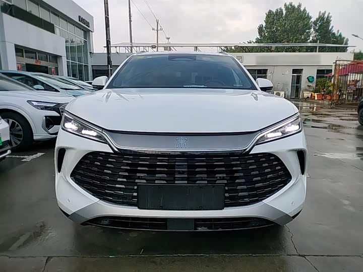 BYD Song L DM-i Hybrid, 2026 — фото 3 из 9