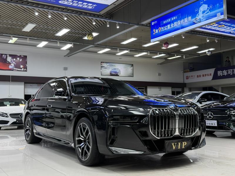BMW 7 Series, 2023 — фото 3 из 10