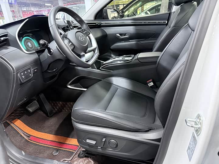 Hyundai Tucson L, 2024 — фото 9 из 9
