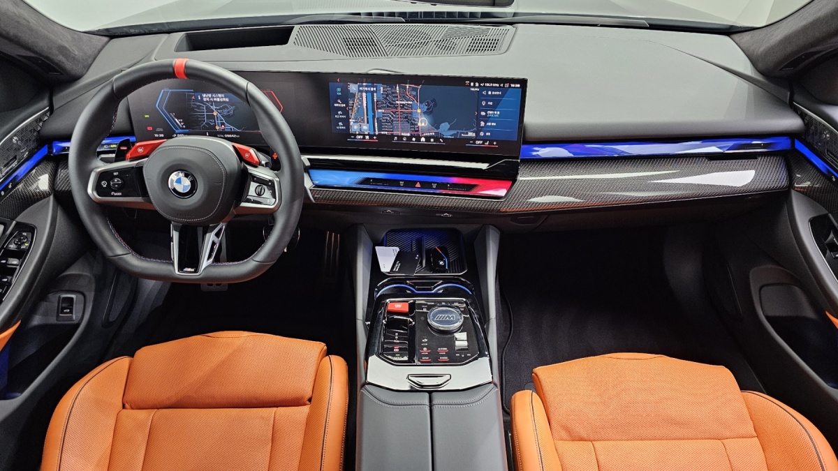 BMW M5, 2025 — фото 7 из 12