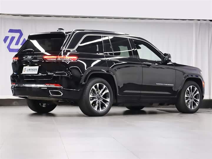 Jeep Grand Cherokee Hybrid, 2025 — фото 3 из 9