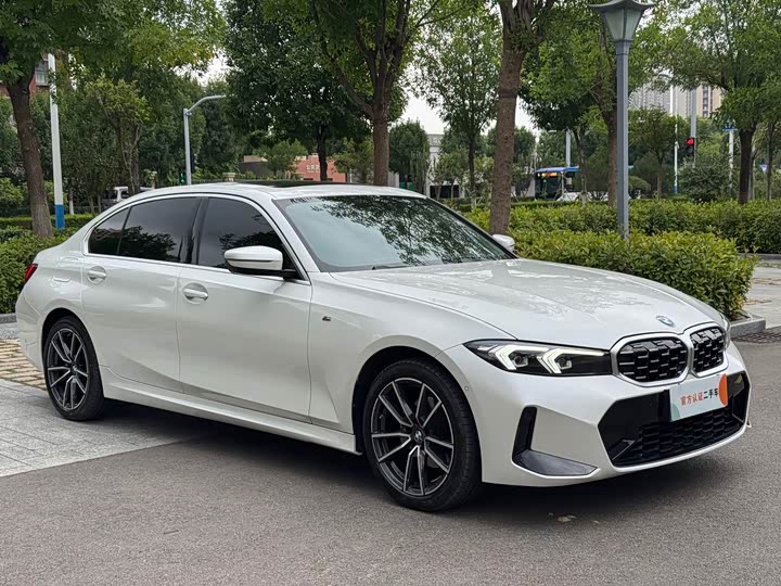 BMW 3 Series, 2024 — фото 3 из 9