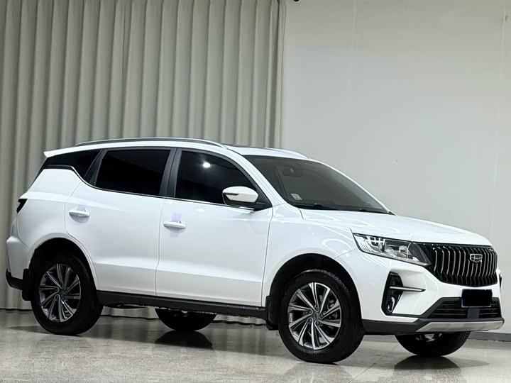 Geely Vision X6, 2023 — фото 3 из 9