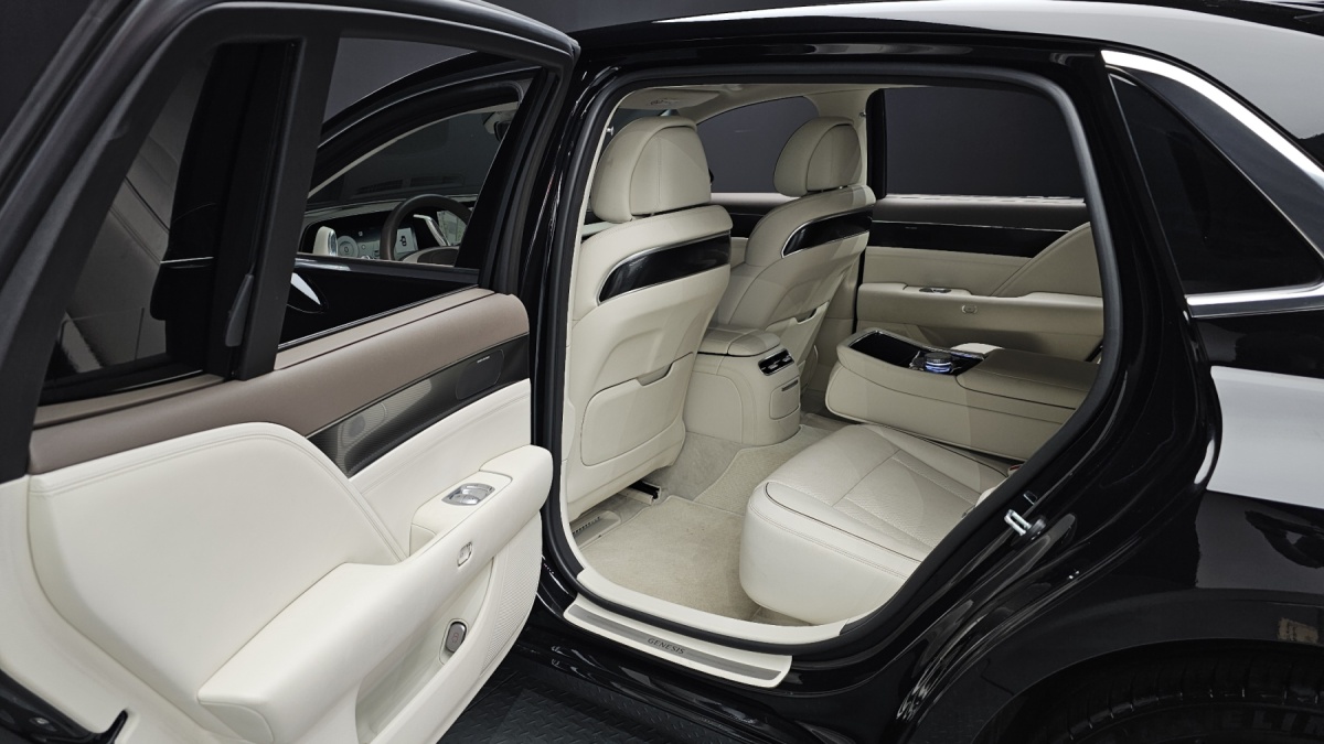 Genesis G90, 2023 — фото 12 из 12
