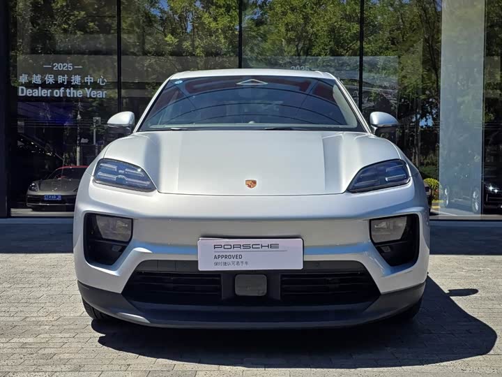 Porsche Macan EV, 2025 — фото 5 из 9